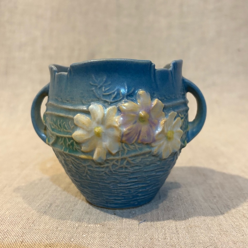 Vintage Roseville Pottery COSMOS Small Vase